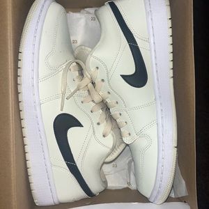 Nike Coconut Milk lows